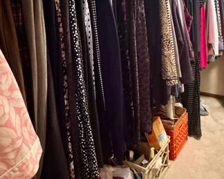 Women’s Fashion (size medium - large)