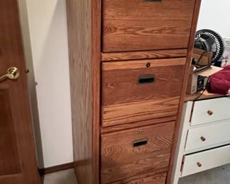 locking file cabinet