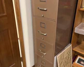 locking file cabinet