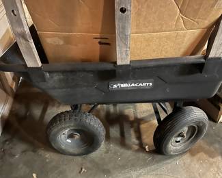 Gorilla garden cart