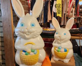 Creepy cool blow mold bunnies that light up