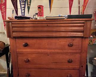 Early dresser