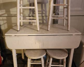 Drop leaf table and stools