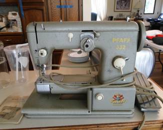 PFAFF 332 sewing machine, and yes we have the case that goes with this to make it a complete unit