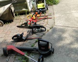 Lots of great lawn and garden equipment