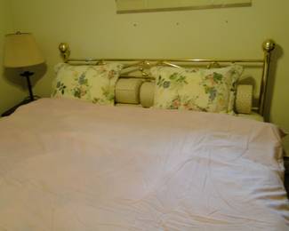 King brass bed