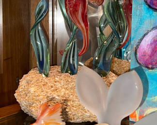 Seahorse Art Glass Sculptire in Coquina Stone
- Onyx Stone Koi Fish