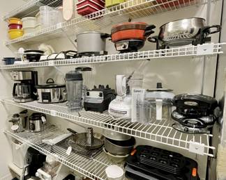 Kitchen Appliance & Storage Closet
Small appliances, kitchen wares, Tupperware.