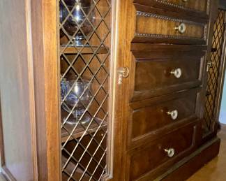 Drexel (?) Chinoiserie China cabinet
Pagoda top with finials