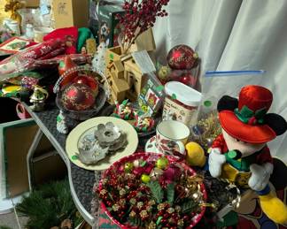 More Christmas decor
