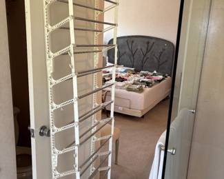 Shoe rack