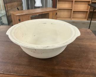Pampered Chef Bowl