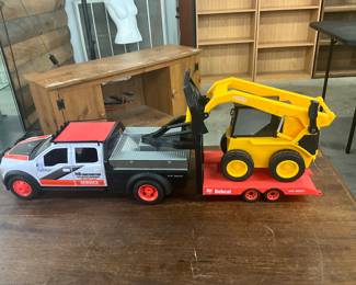 New Bright Freewheeling Ford Super Duty Truck & Bobcat Skid Steer Vehicle Playset Toy