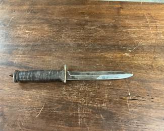 Fairbairn-Sykes Double Edge Fighting Combat Knife