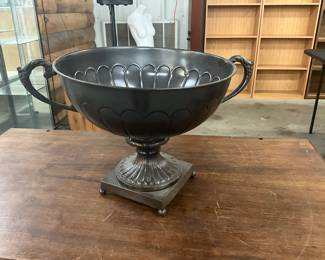 Wine Pedestal Bowl w/Handles