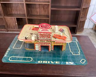 Marx Tin Lithographed Service Center Toy