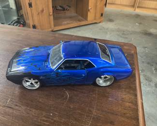 Jada Toys Die Cast 1968 Chevrolet Camaro 