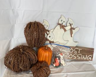 Halloween Decor