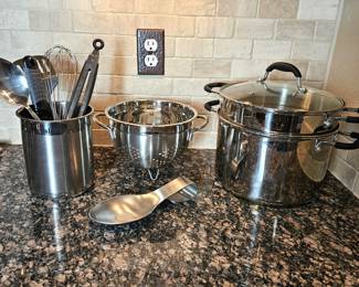 Stainless Steel Kitchenware Lot! Calphalon Utensil Caddy w/ Utensils, Stock Pot, Spoon Rest & Tall Strainer