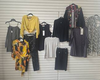 Brands up to 80 % off tag