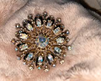 Vintage Starburst Broach by DeLizza & Elster Champagne Colored Light Aurora Borealis Coating   $115