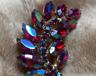 Vintage Ruby Red Iridescent Glass Marquis Rhinestone Gold Tone Leaf Pin Broach  $42