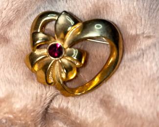 Vintage Avon Gold Tone & Red Rhinestone Heart & Bow Broach  $22