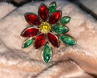 Poinsettia Flower Red & Green Broach Pin Gold Tone Holiday Christmas  $44