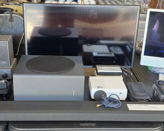 Samsung TV, Samsung soundbar with subwoofer