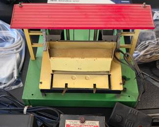 Lionel log loader