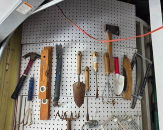 Tools, yard working tools