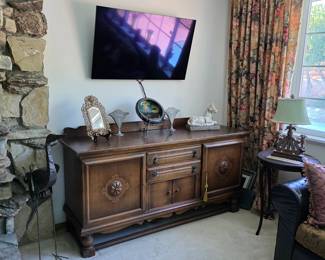 Vintage sideboard buffet, LG 4K OLED TV