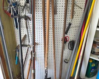 Tools, yard working tools