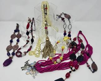 70 VibrantFuchsiaPurpleYellowMixedMediaNecklaceLot
