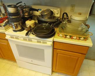 Pots, pans, casserole dishes