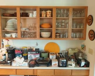 Lots more kitchen stuff