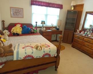 Small bedroom set