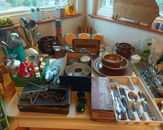 Silverware and kichen tools