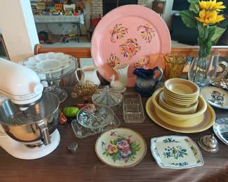 Kitchenaid mixer and other dishes