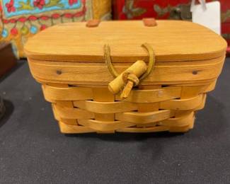 Baskets including Longabergers