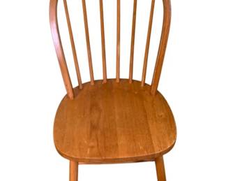 15 - Windsor Back Chair 39 x 17 x 16