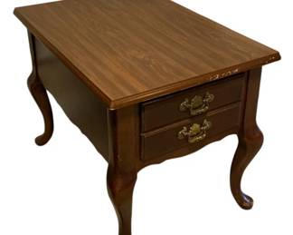 60 - Queen Anne End Table 21 x 19 x 27 one drawer