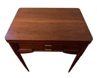 120 - Sewing Machine Table Model 600E 38 x 26 x 13 used as-is electric/electronic/mechanical item - no guarantee all components, untested.