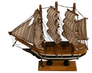 108 - Model Ship 6 x 6