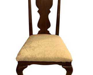 83 - Queen Anne Chair 40 x 18 x 20