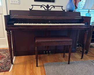 C86 - $50 Wurlitzer Piano. Good condition - needs tuned. YOU MUST HIRE MOVERS!