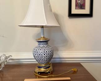C46 - $30. Blue & White Table Lamp. Shade is in great condition. Measures 24.5" tall.