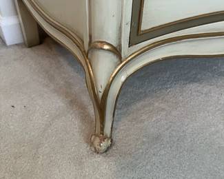 C6 - $150. Vintage French Provincial Drexel Dresser. Measures 35" x 21" deep x 50" tall. All drawers slide. Some paint crazing on the top.