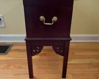C4 - $40. Small Chest on Stand with key! Measures 17.5" wide x 10" deep x 20.5" tall.