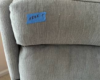 C171 - Free Recliner - You move!
